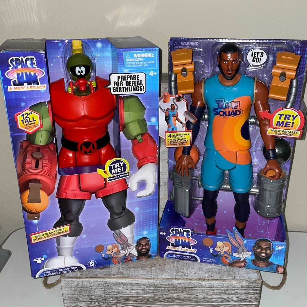 LeBron James & Marvin The Martian Space Jam Toys Action Figures - Picture 1 of 8